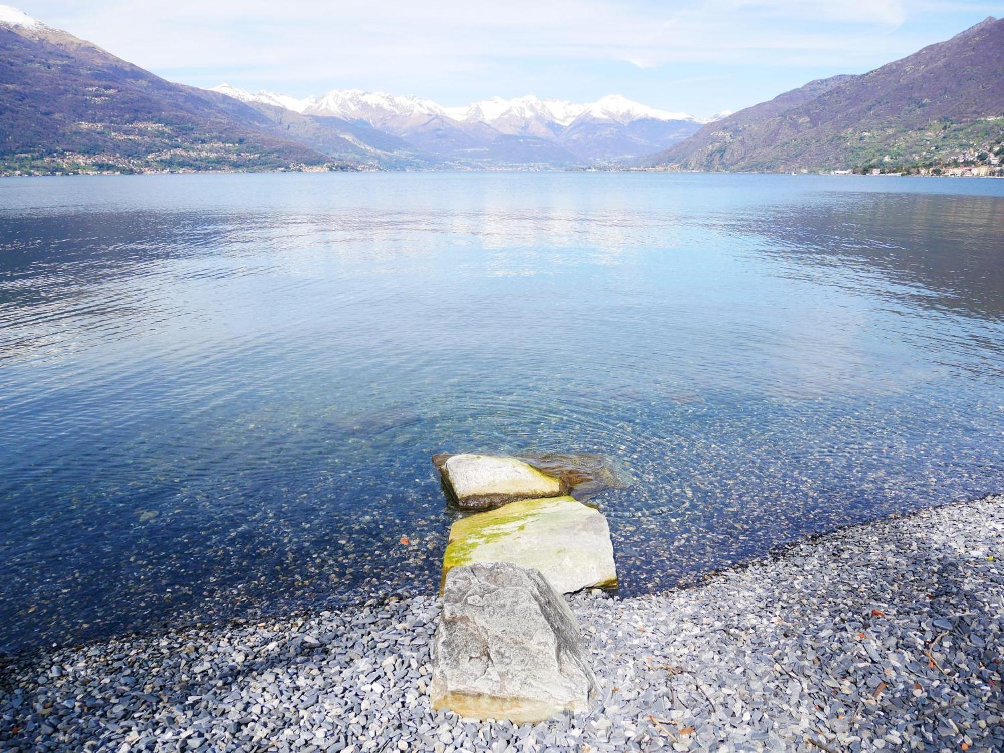 LA RIVA appartamento Perledo Esterno foto
